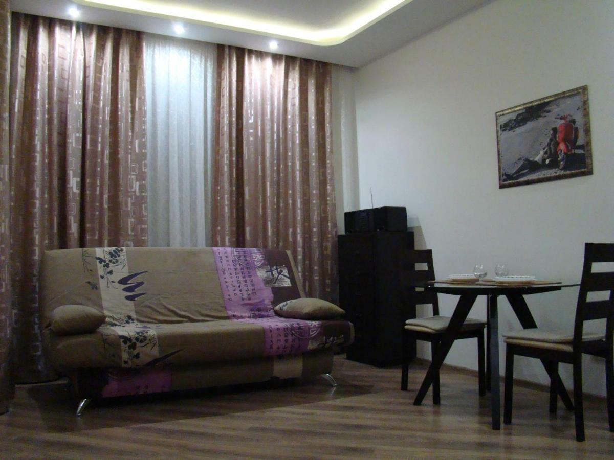 Pleasure Apartment Near Center Of Odessa Εξωτερικό φωτογραφία